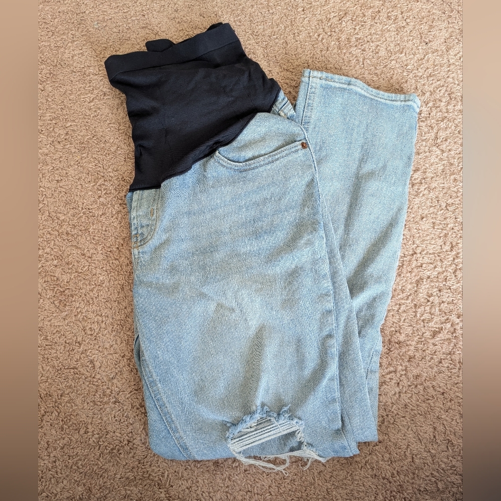 Old Navy Light Blue Maternity Boyfriend Jeans